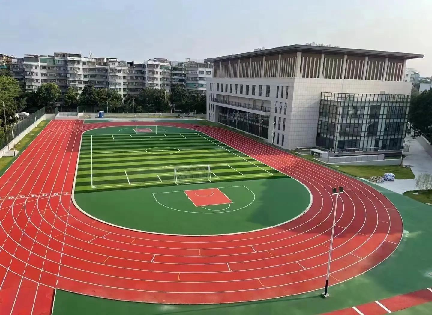 武威市橡胶跑道塑胶篮球场 - 一站式服务